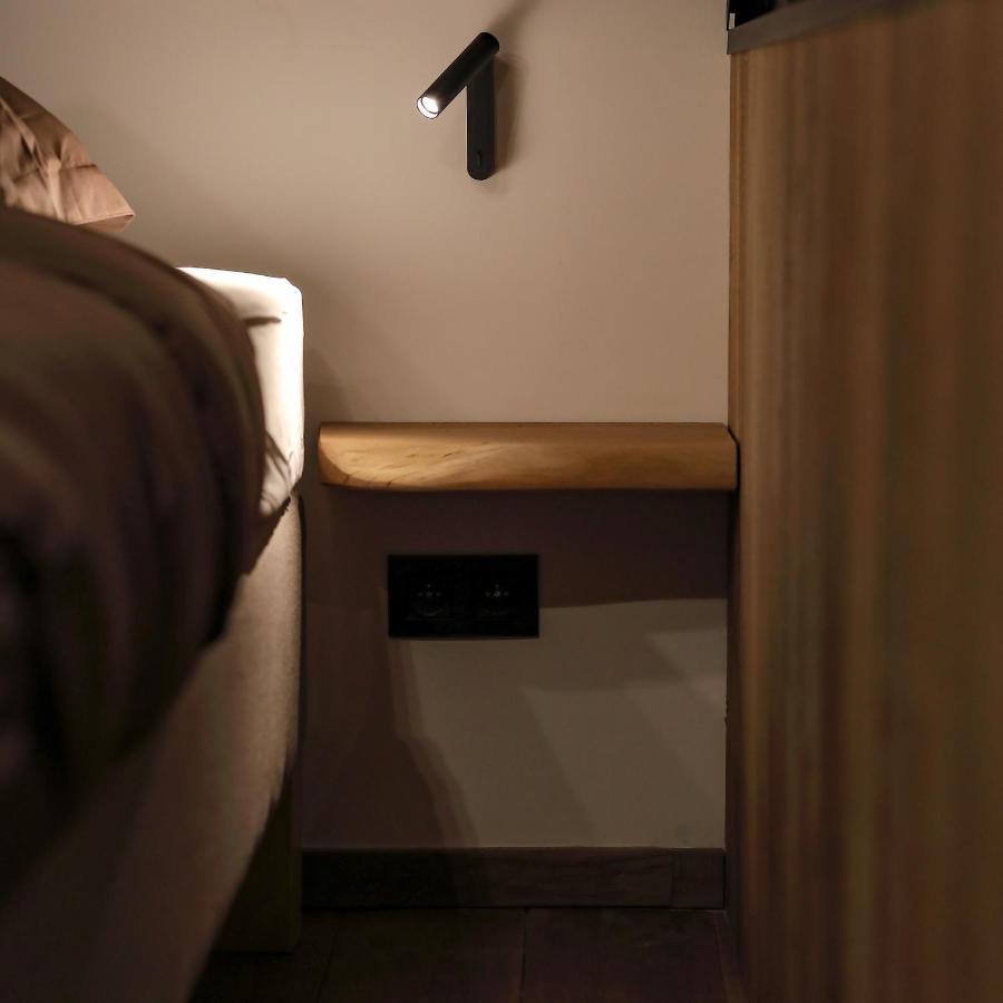 Aparthotel Couleur Basilic Rochefort Esterno foto