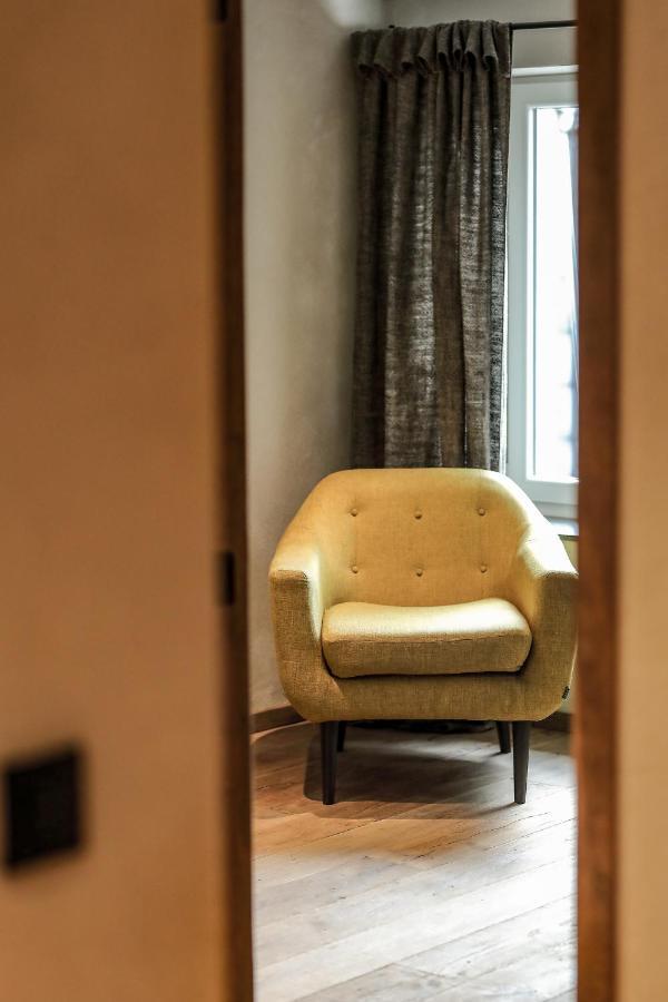 Aparthotel Couleur Basilic Rochefort Esterno foto