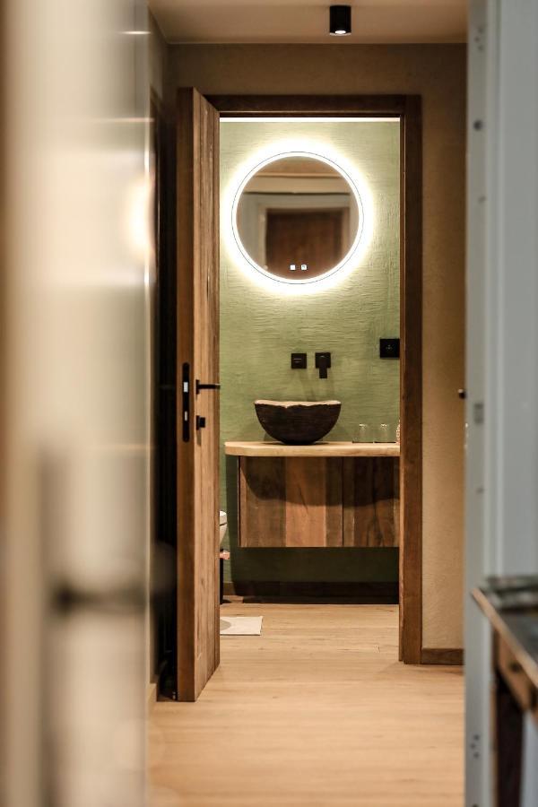 Aparthotel Couleur Basilic Rochefort Esterno foto