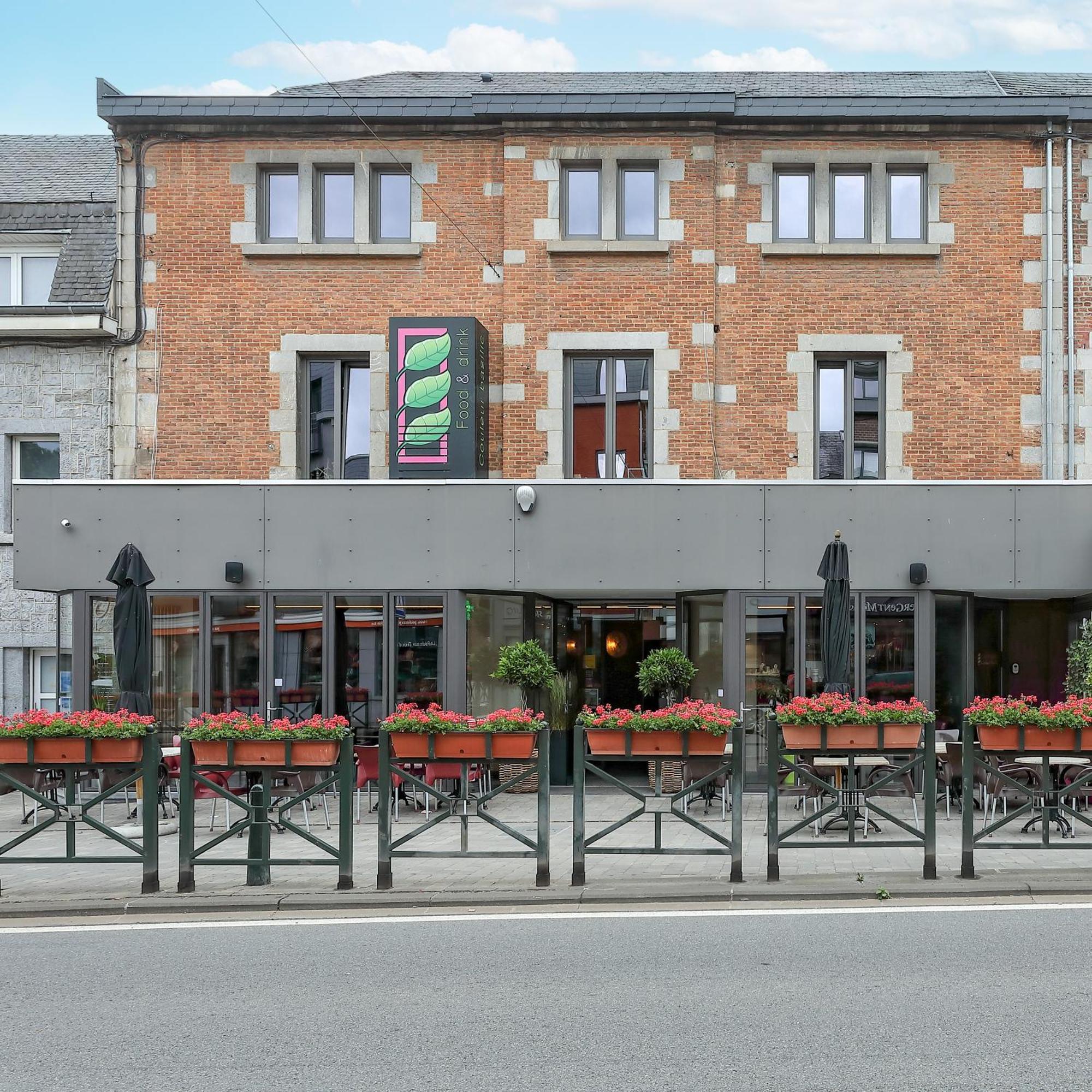Aparthotel Couleur Basilic Rochefort Esterno foto